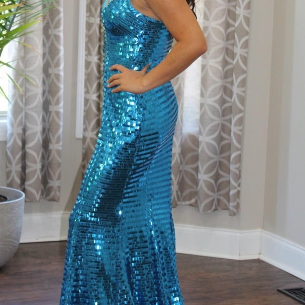 Ellie Wilde prom dress sequin Sherri hill